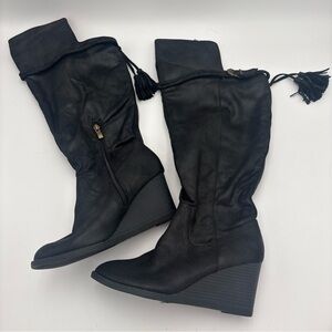 Elegant Black Wedge Boots‎